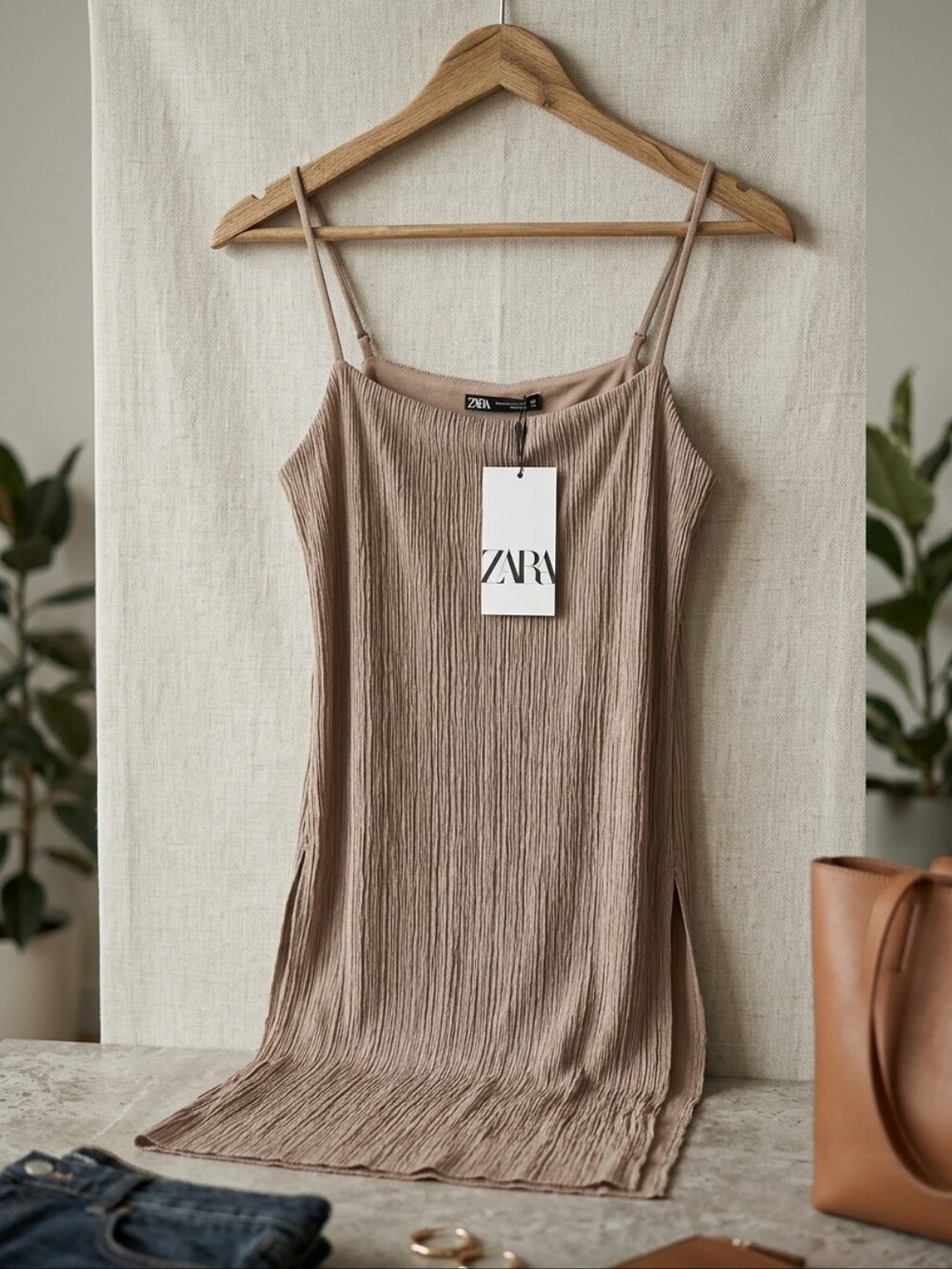 Zara Pleated Tunic Top - Picture 2 of 4